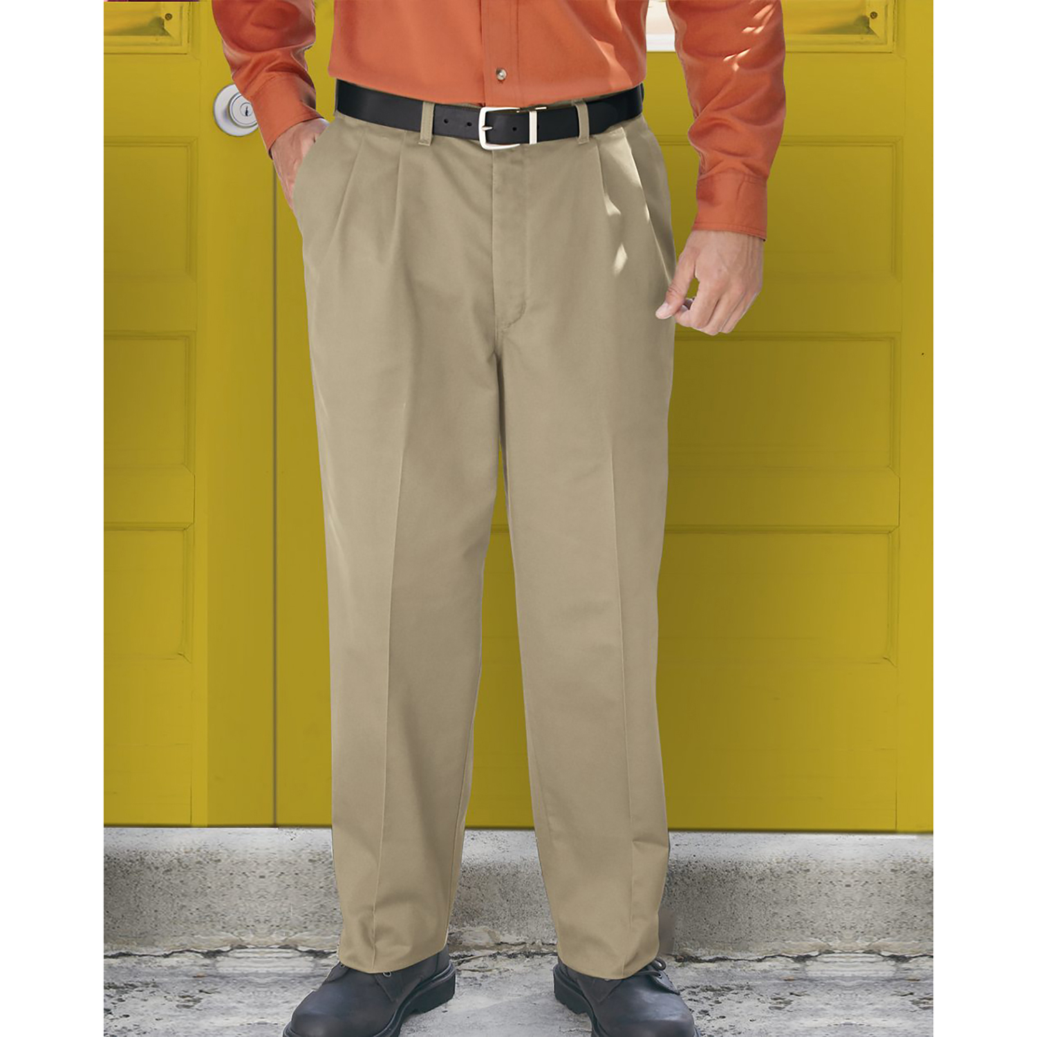 red pleated pants